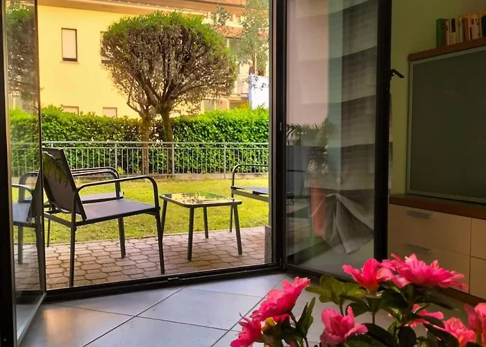 Апартаменты Maggiore Gardens *