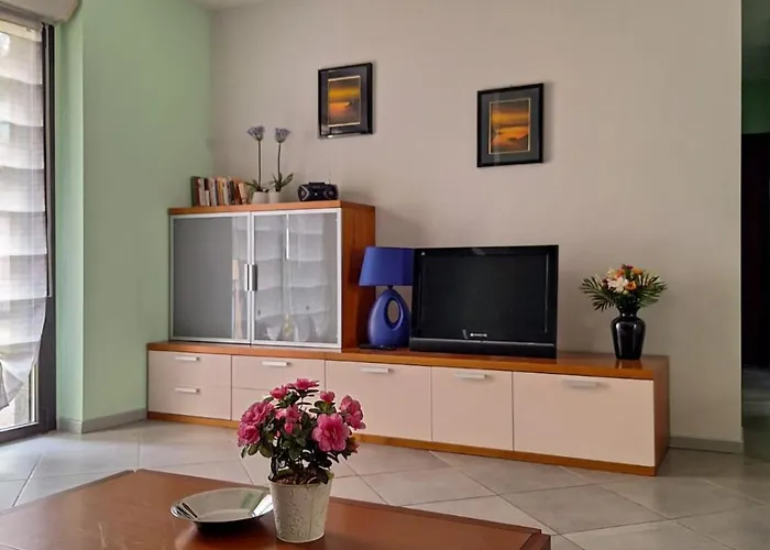 Maggiore Gardens * Интра